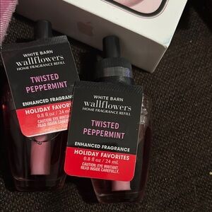 White Barn Red and Black Bath & Body Fragrance
